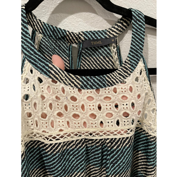 THML Sleeveless Grey Cream Halter Blouse - Picture 3 of 4